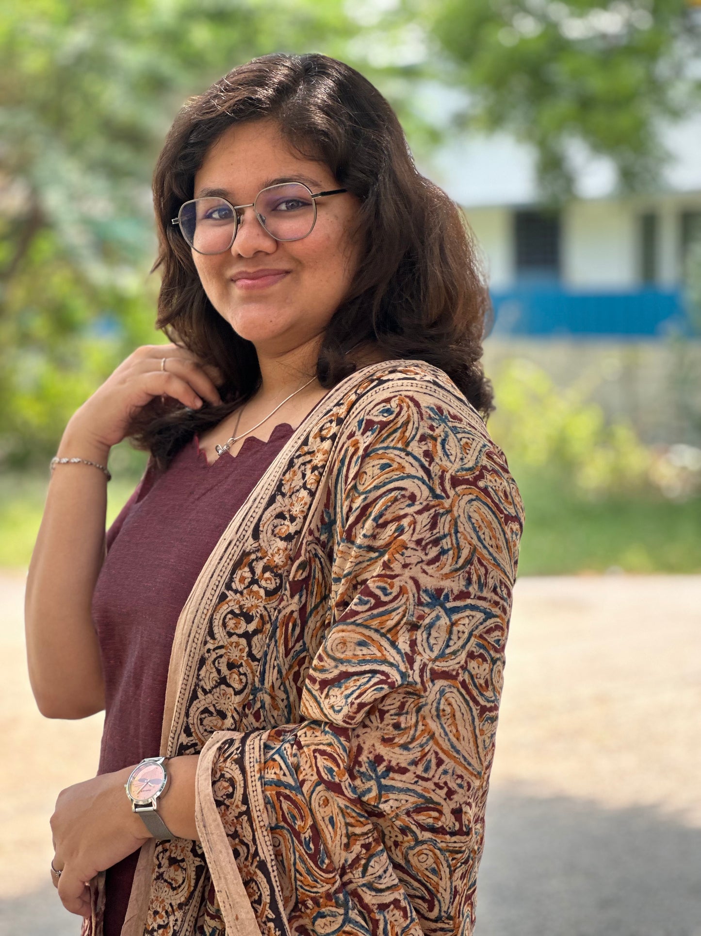 OBK0139 LAHARI- Maroon