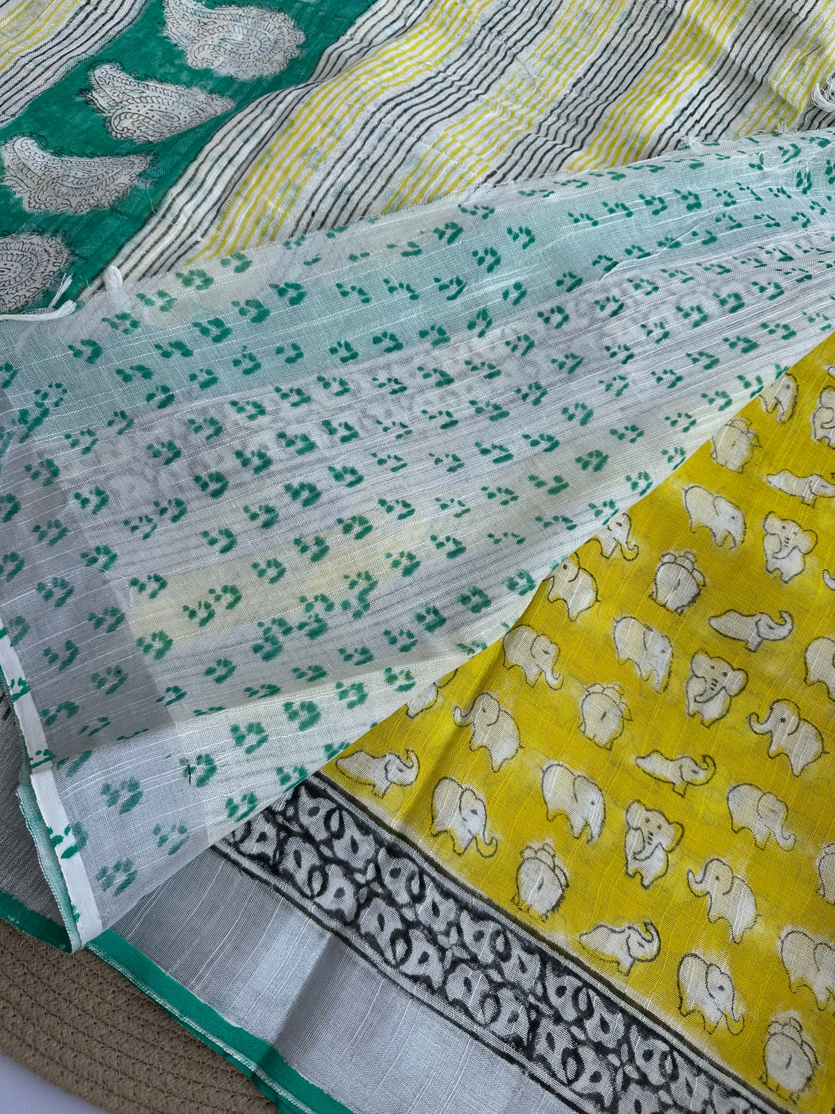 OBKS0025 Yellow elephant Linen saree