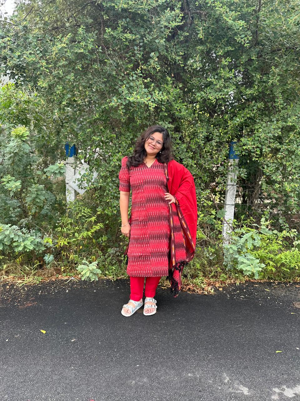 OBK0061 Shades of Red Chudi set