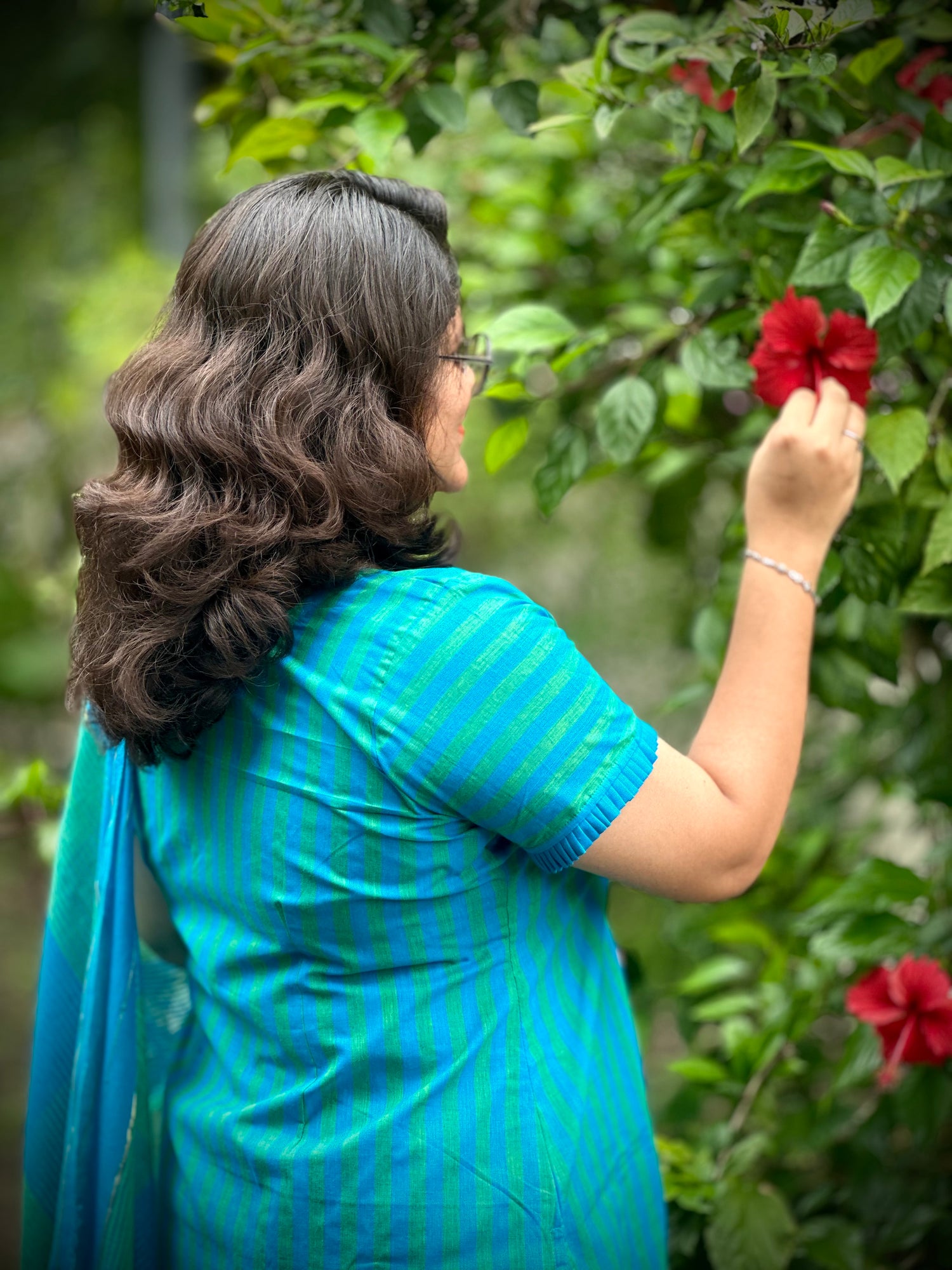 LINES- Handloom chudi sets