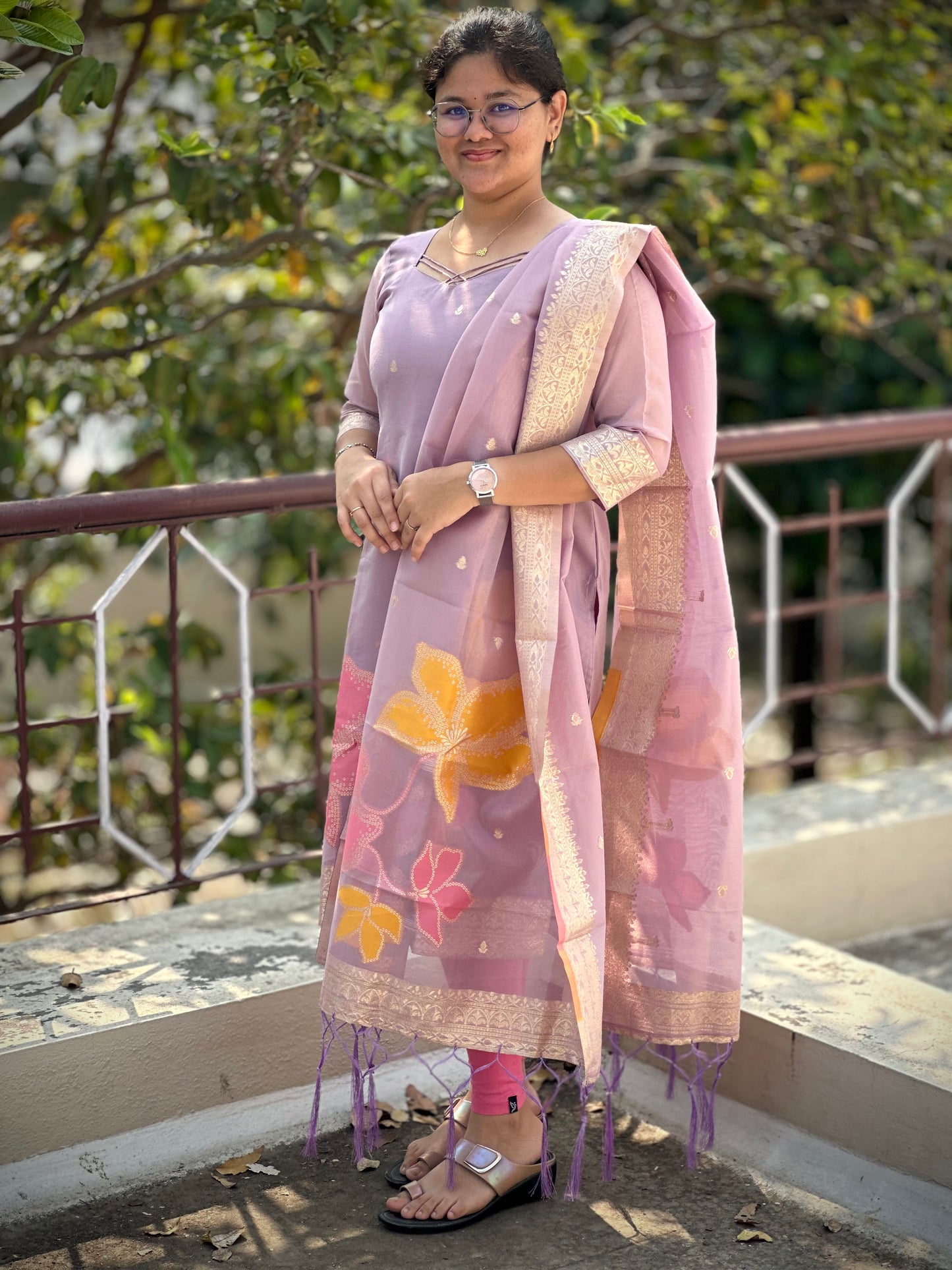 OBK0202 VADHANA Lavender