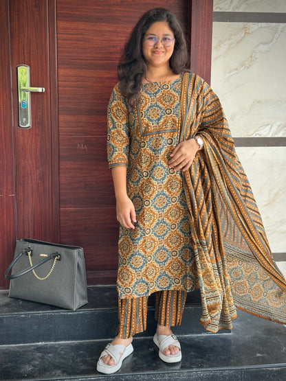 OBKC0016 VARSHA Mustard
