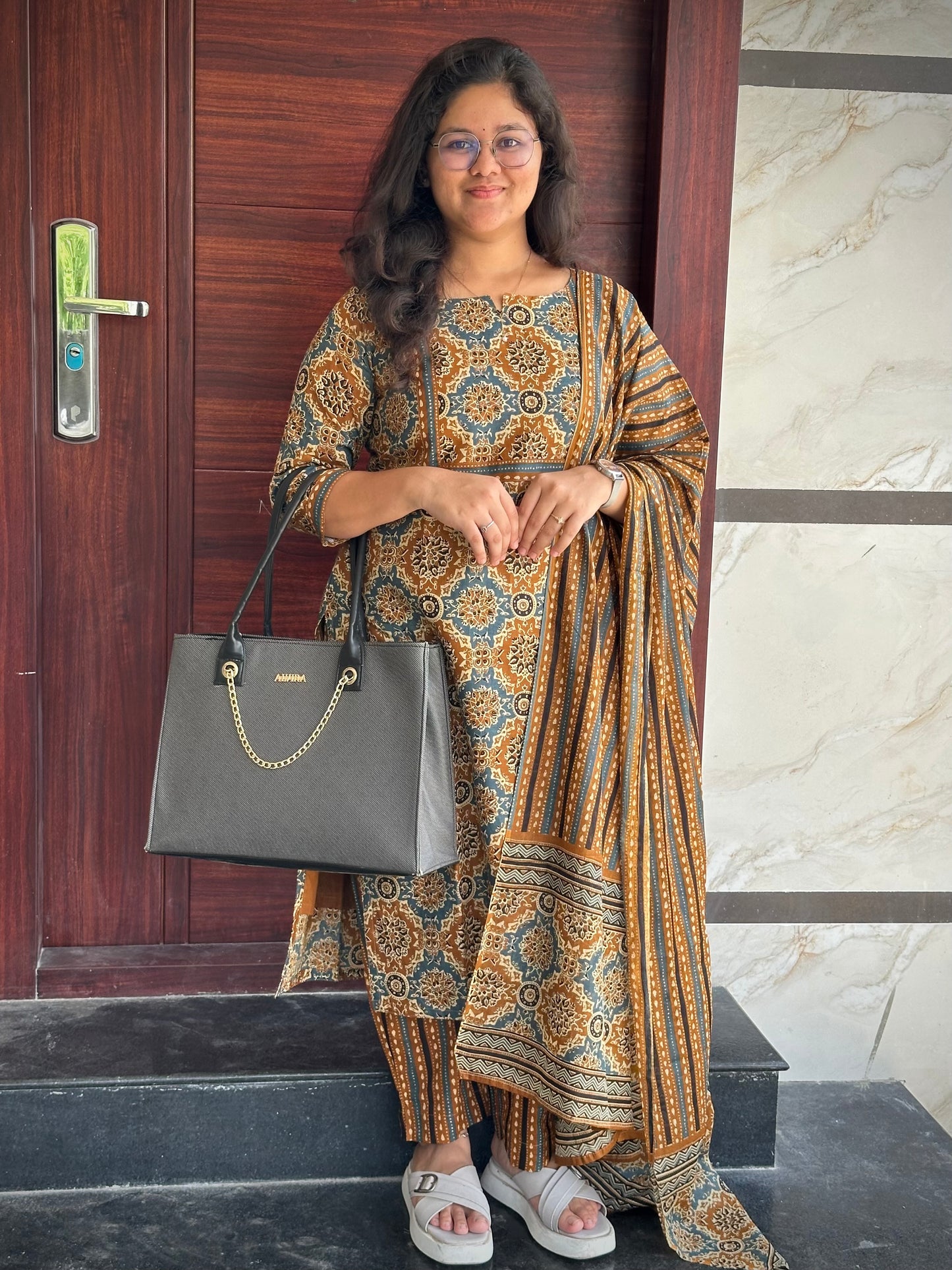 OBKC0016 VARSHA Mustard