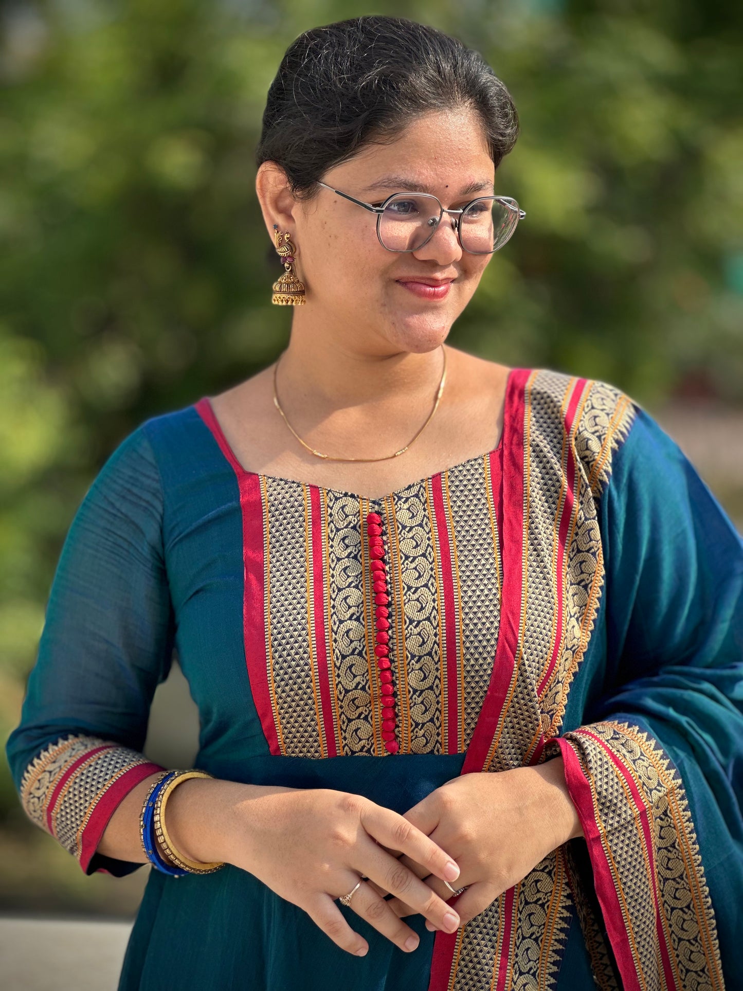 OBK0219 - NIRALI Blue