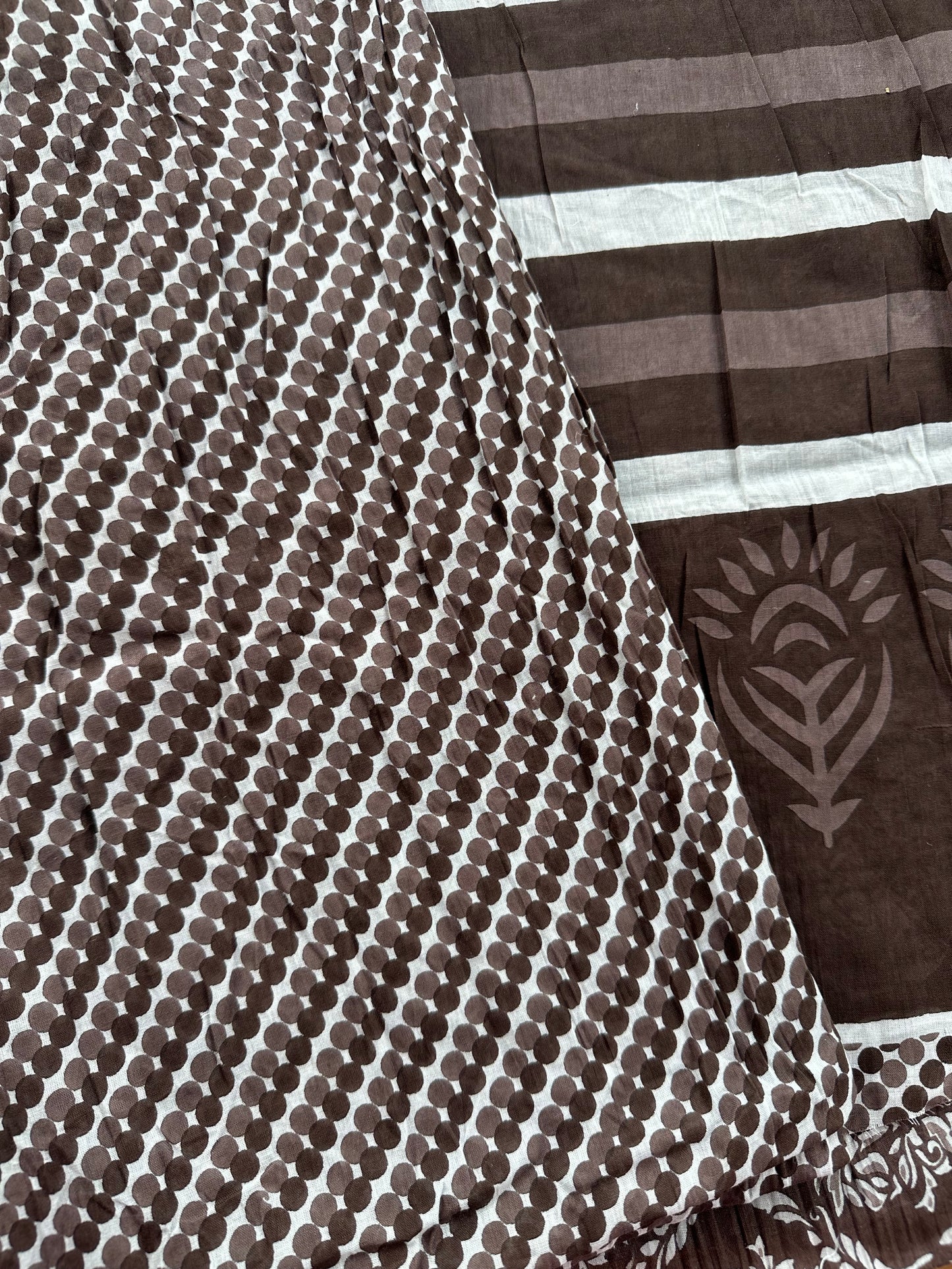 OBKS0021 Mul cotton saree - Brown motif