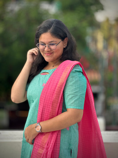 OBK0208 RAAGA Blue heart