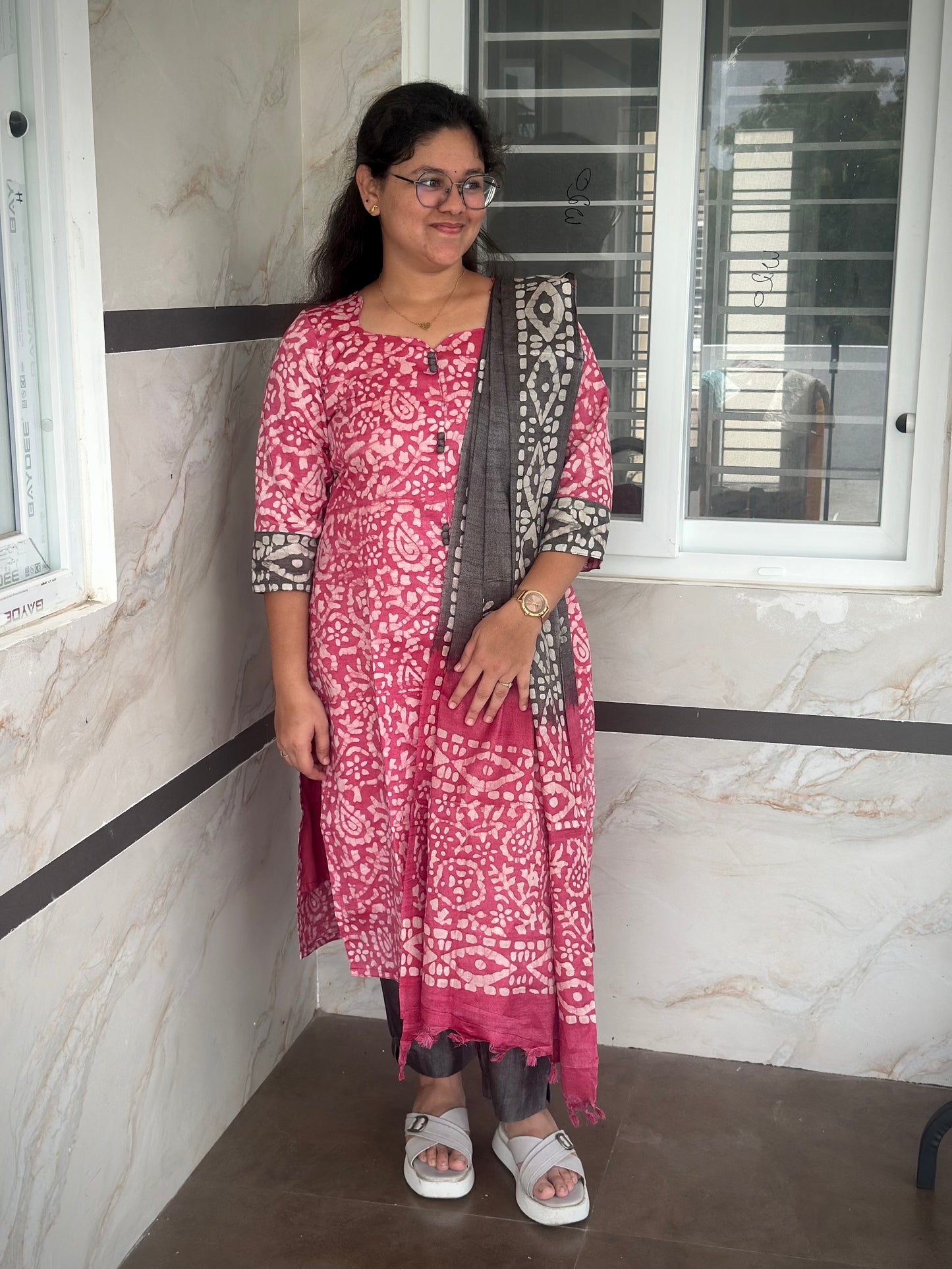 OBKC0021 AVANTHIKA Pink