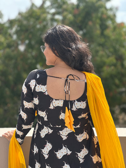OBKF0057 SNEHA Black Cow