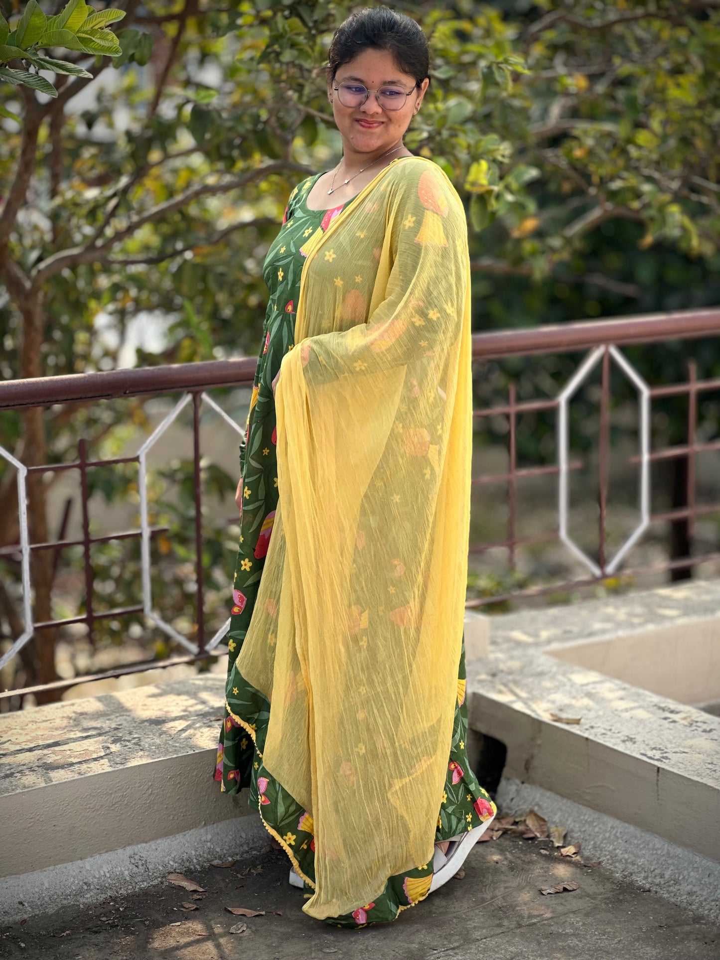 OBK0196 SNEHA - Green