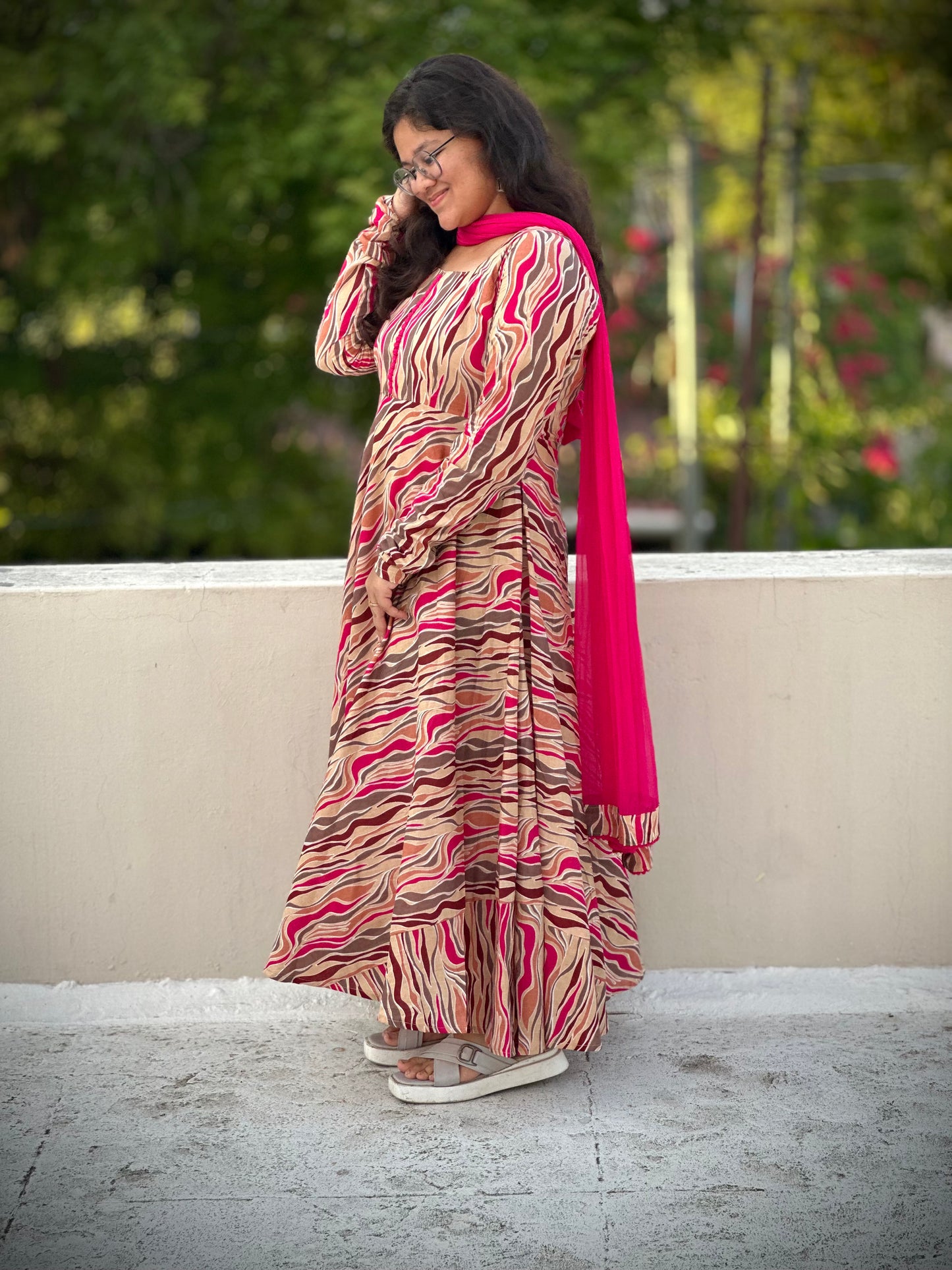 OBKF0038 SNEHA - Pink stripes