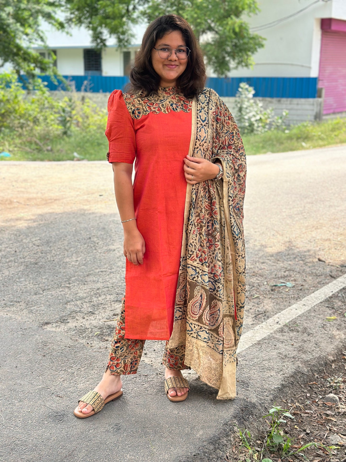 OBK0135 LAHARI-Peach