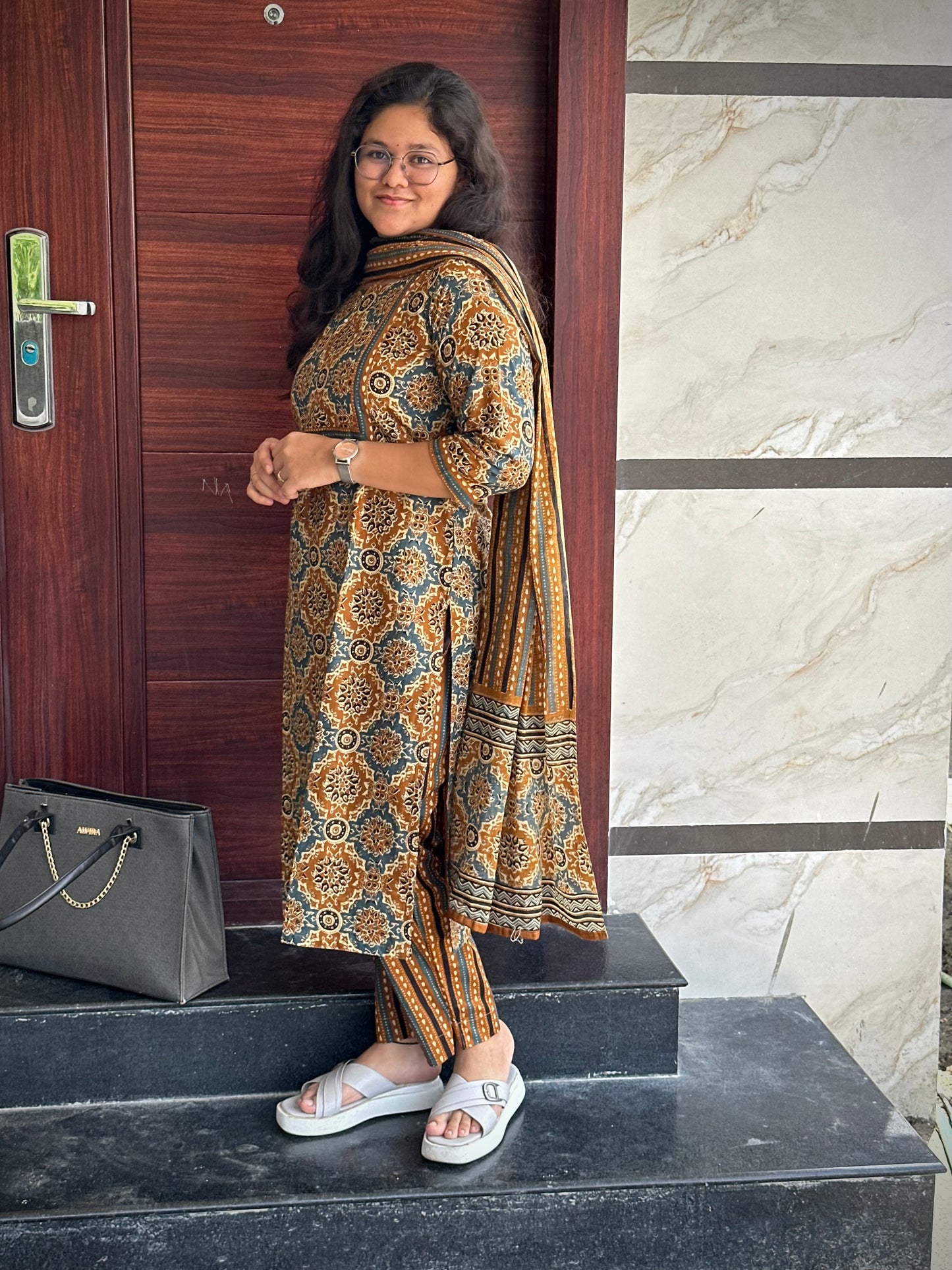 OBKC0016 VARSHA Mustard