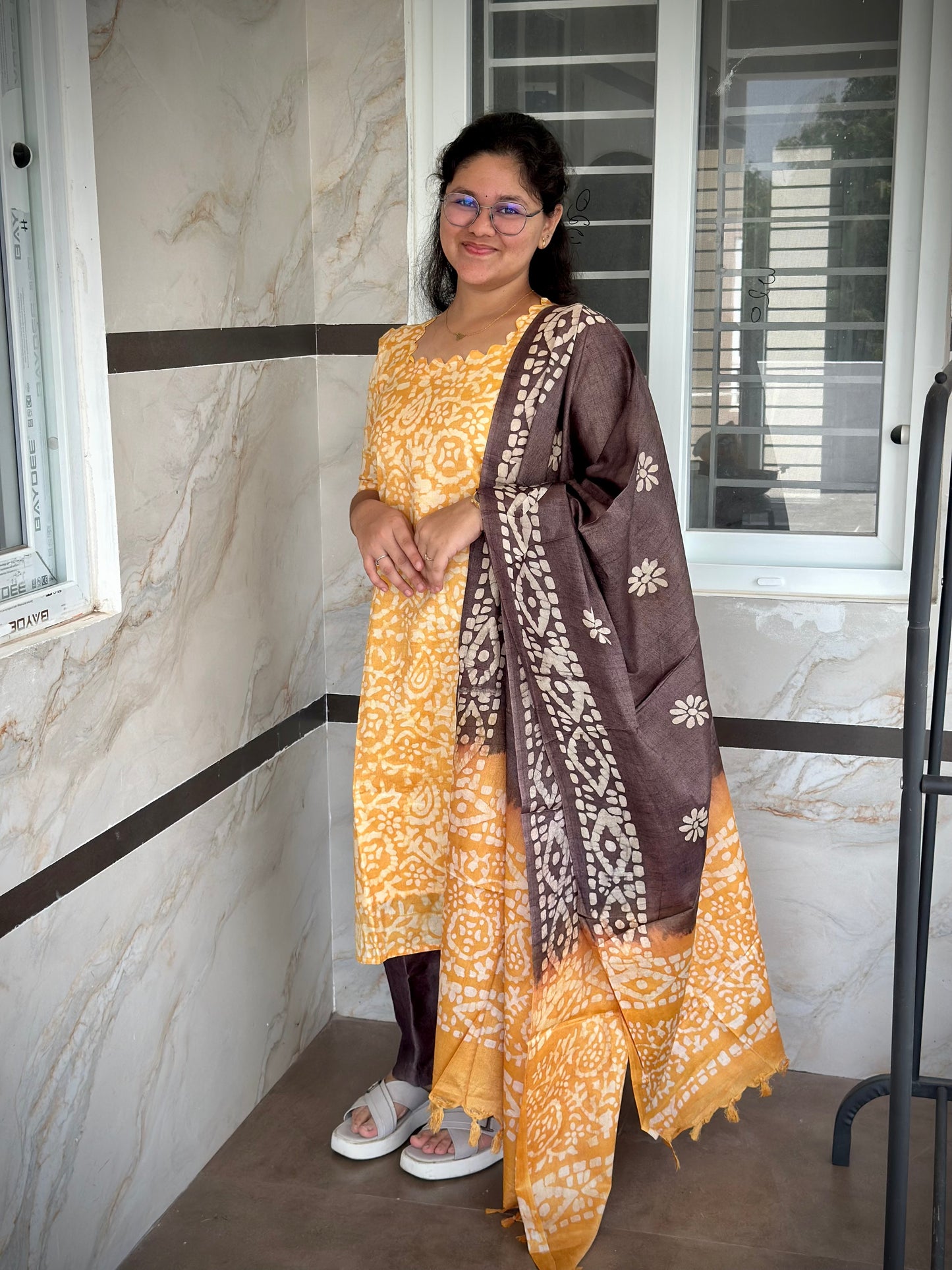 OBKC0023 AVANTHIKA Yellow