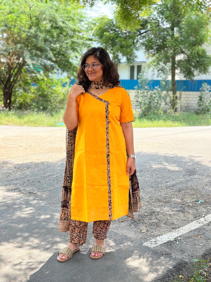 OBK0137 LAHARI- Yellow