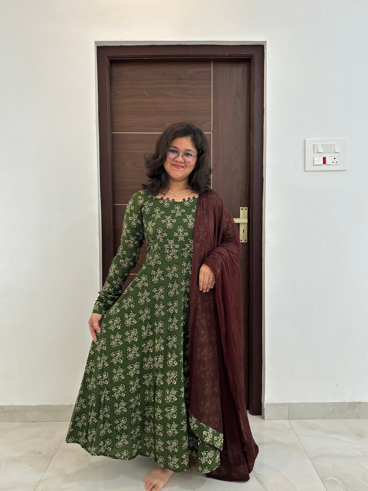 OBKF0054 SNEHA Olive Green