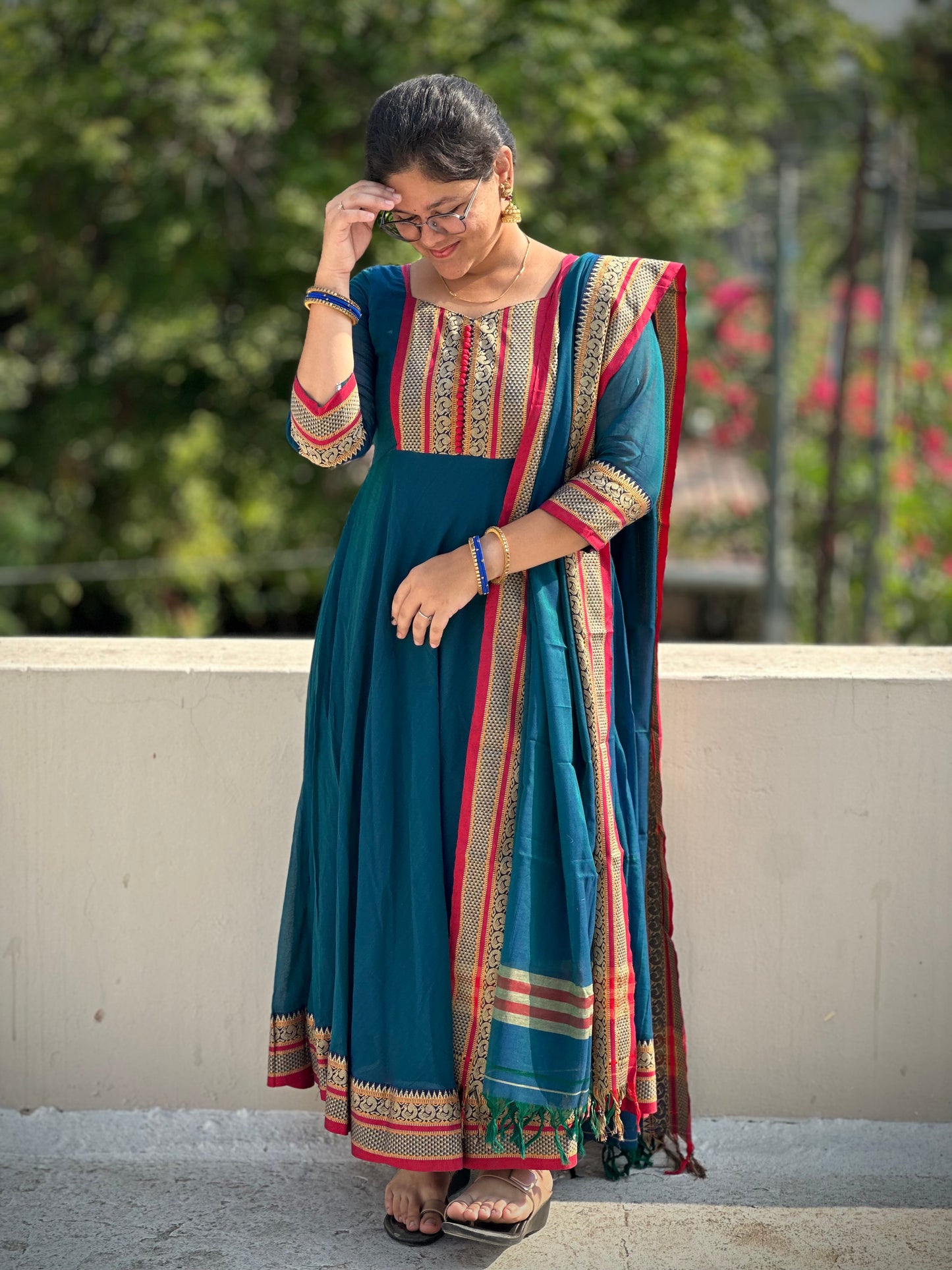 OBK0219 - NIRALI Blue