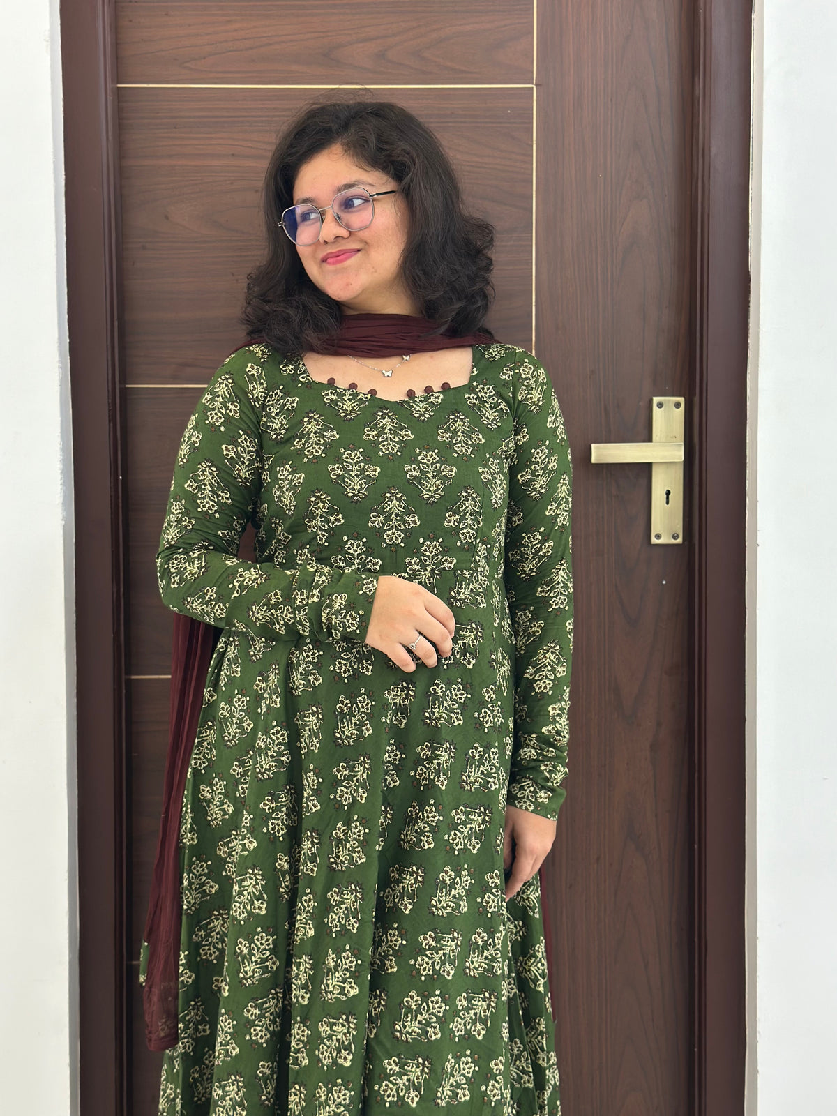 OBKF0054 SNEHA Olive Green