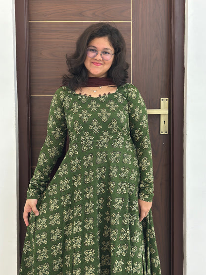 OBKF0054 SNEHA Olive Green