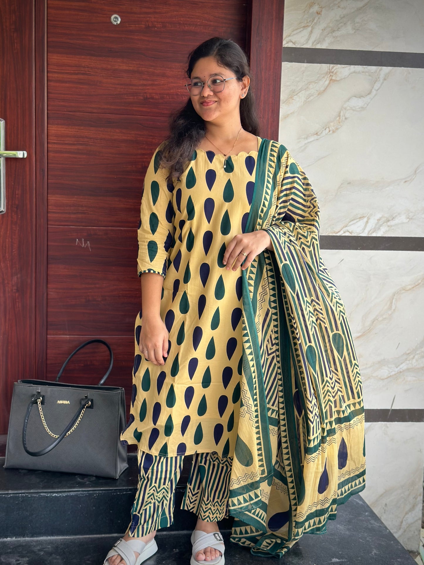 OBKC0017 VARSHA Blue