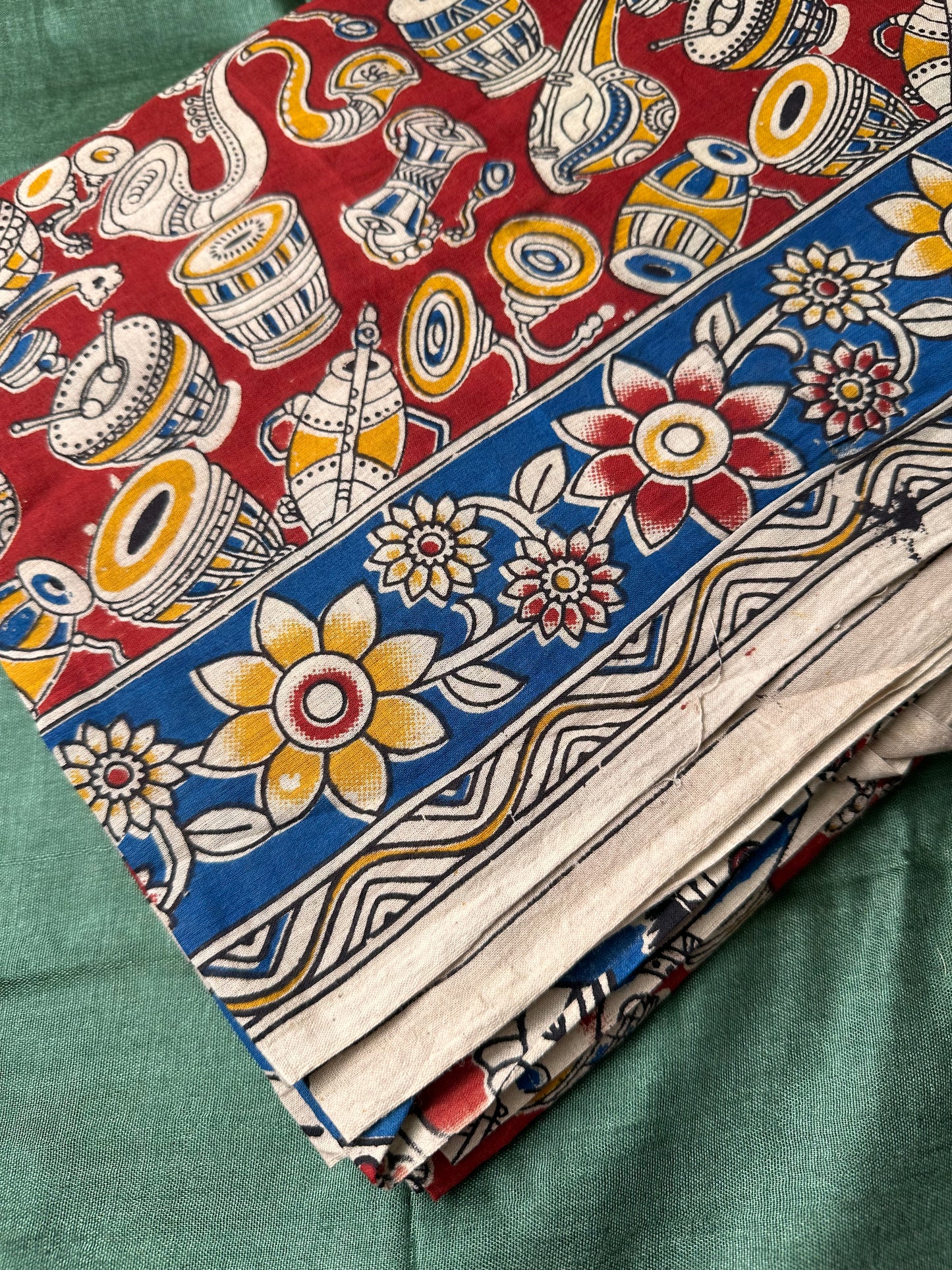 OBKS0005 Red drums Kalamkari Saree