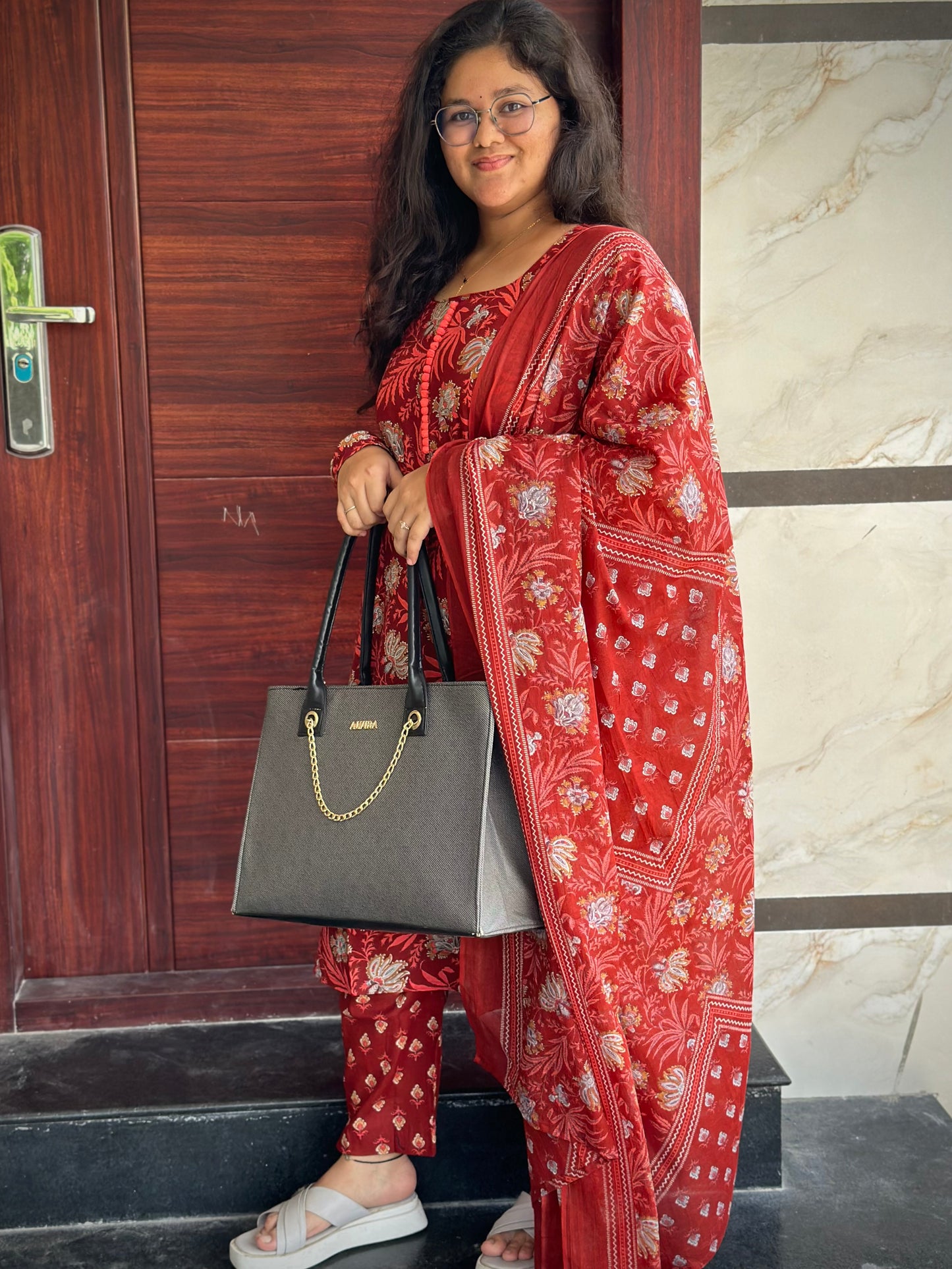 OBKC0013 VARSHA Red