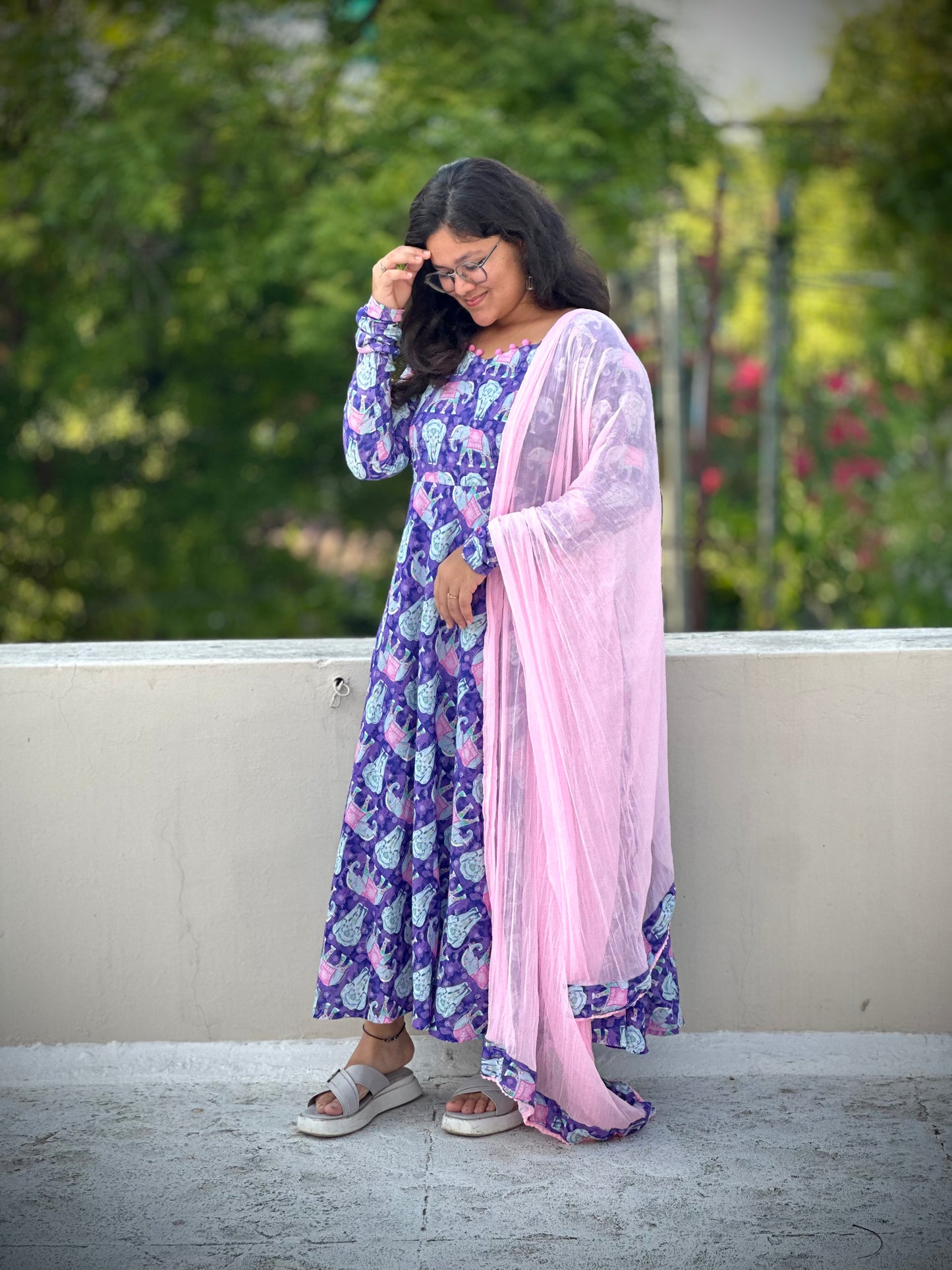 OBKF0039 SNEHA - Violet elephant