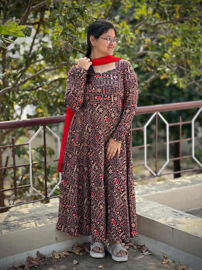 OBK0198 SNEHA - Wine