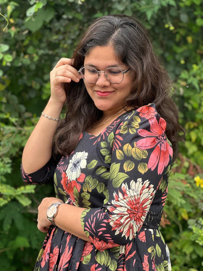 OBK0083 Black Flowers